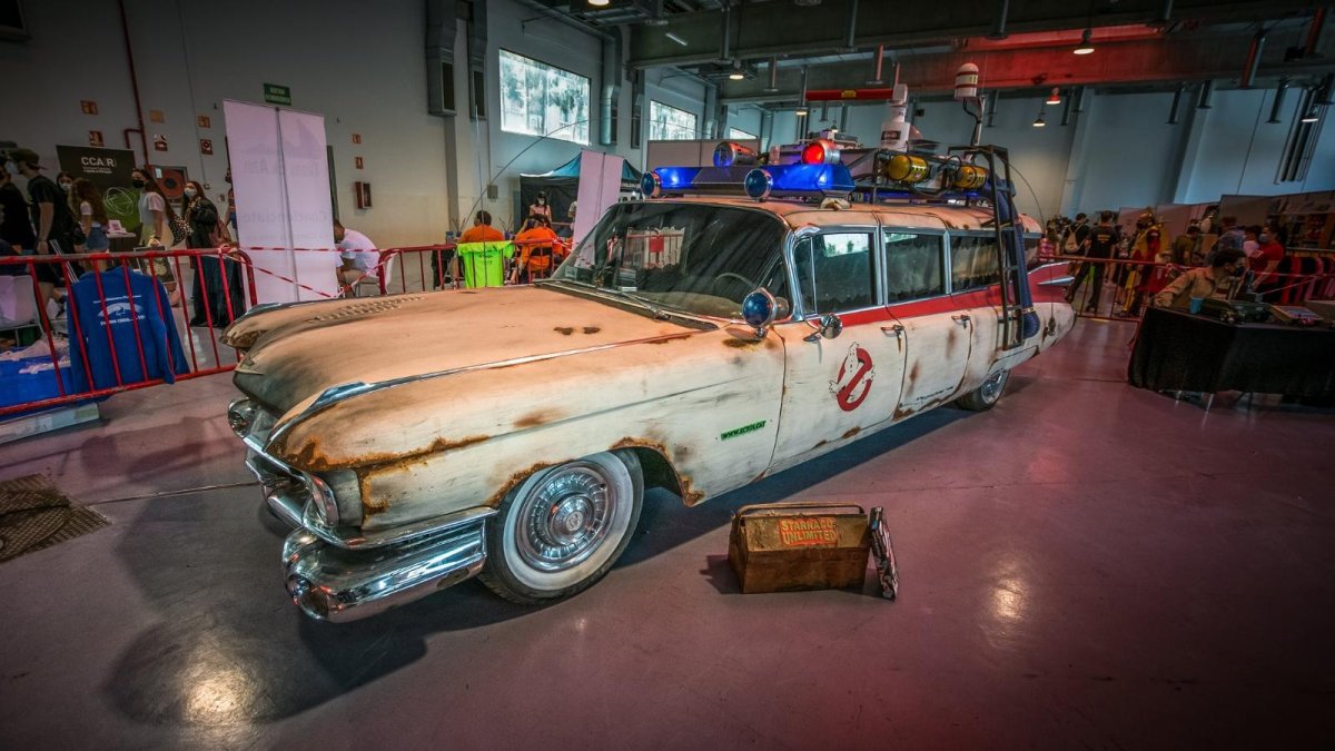 Replica del cotxe de Caçafantasmes exposat a l’esdeveniment.