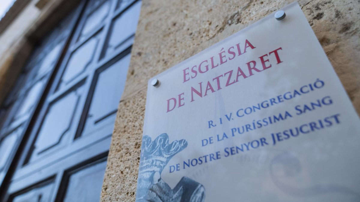 L’any 2018 es va fer el canvi de nom de l’església de Natzaret, a la plaça del Rei.