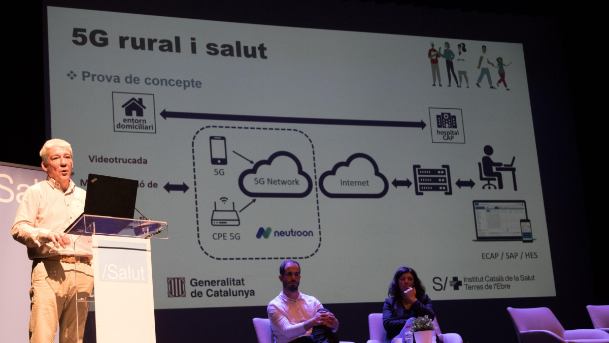 El director de Sistemas de Información y Comunicación del ICS Terres de l'Ebre, Jordi Baucells en la presentación del proyecto '5G rural y salud' en la Jornada del Plan de Salud en la región sanitaria ebrense.