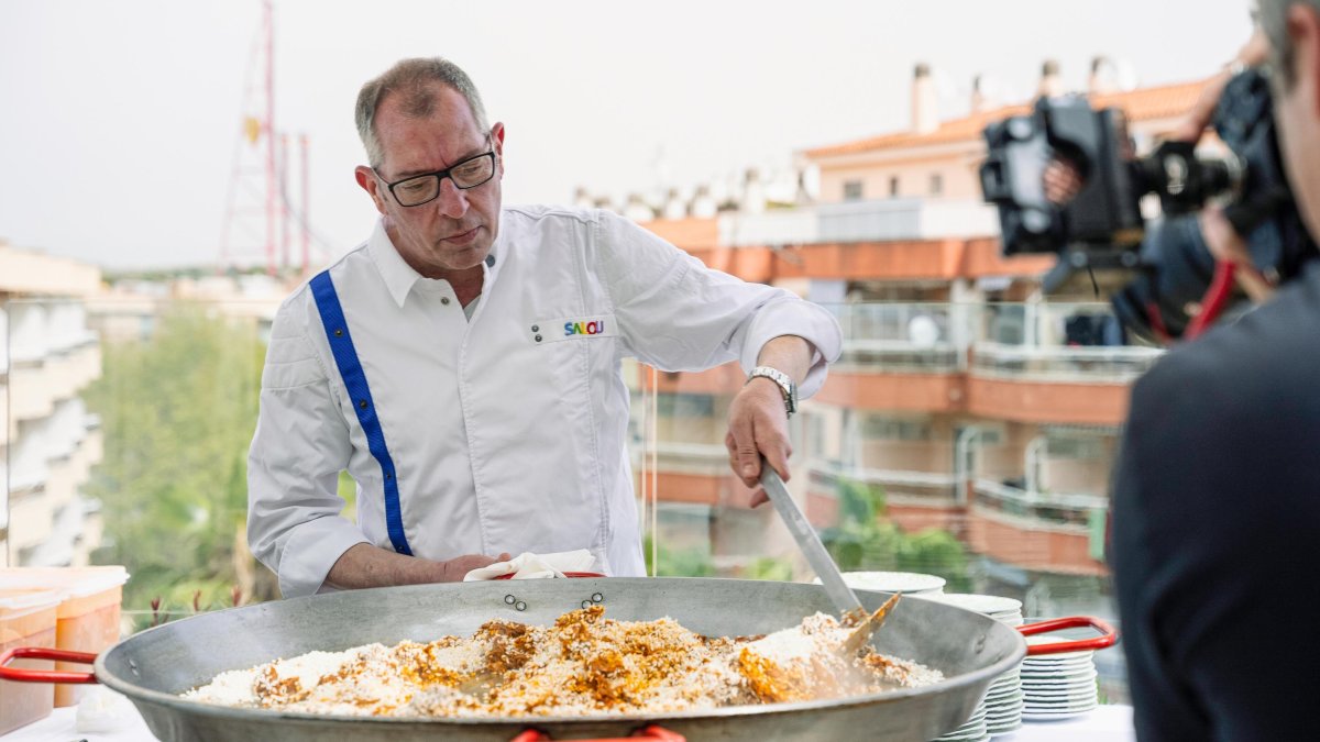La presentación de las Jornadas Gastronómicas del arroz fue amenizada con un showcooking.
