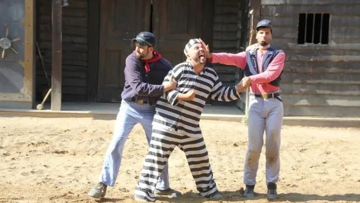 Alguns dels actors afectats per l’acomiadament.