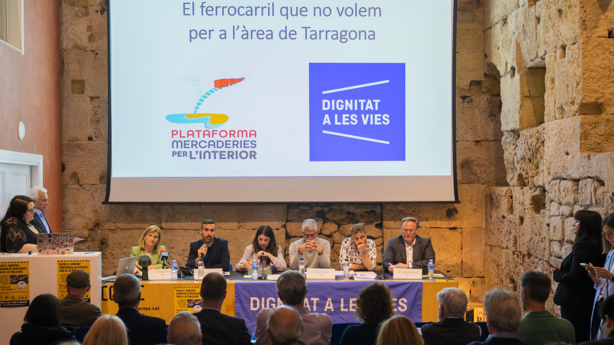 El debat es va dur a terme dimarts a la sala d’actes de la seu del Col·legi d’Arquitectes de Catalunya a Tarragona.