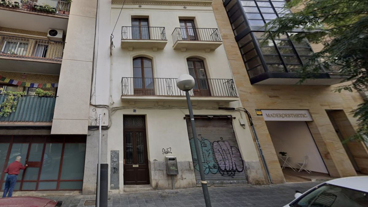 Imatge de l'edifici plurifamiliar.