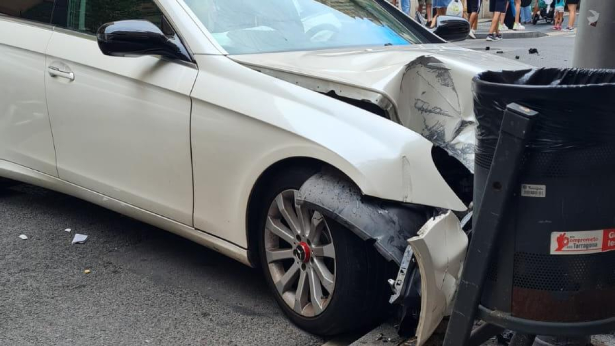 Imagen del coche accidentado