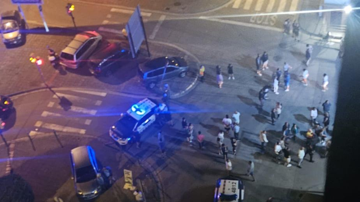 Lugar donde se produjo el incidente con los Mossos trabajando.