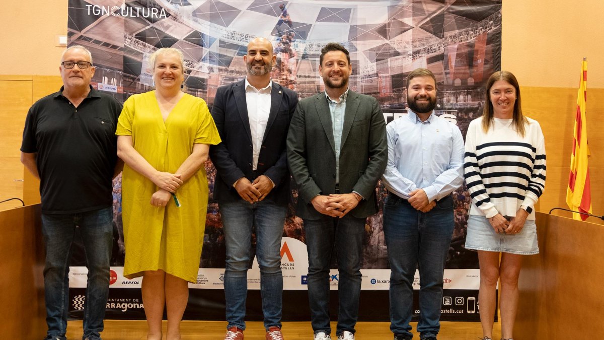 Presentación de la jornada castellera en Torredembarra.