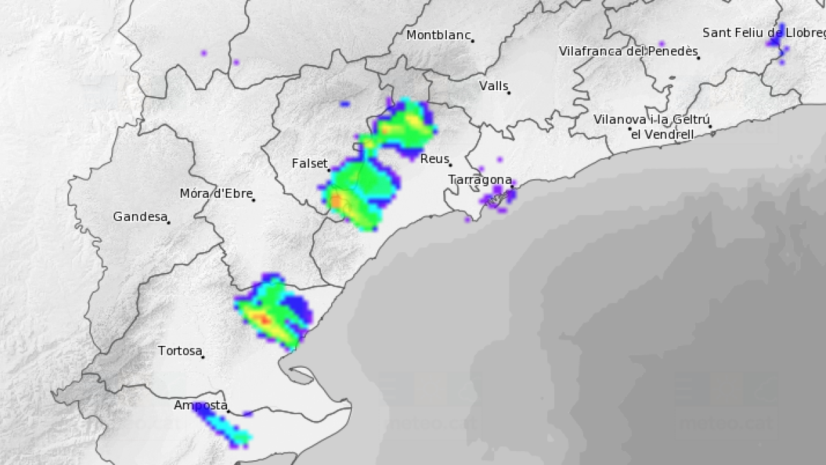 Ràdar del Meteocat la tarda d'aquest dilluns 4 de novembre.