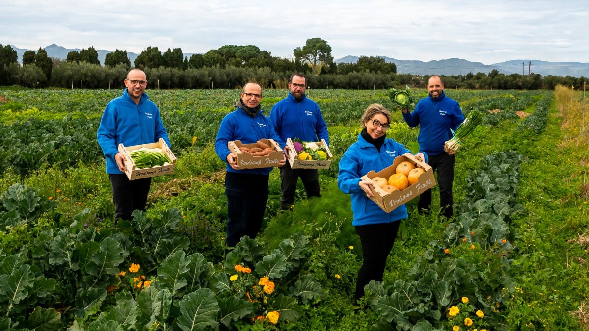 Responsables de la empresa Verdcamp Fruits de Cambrils.