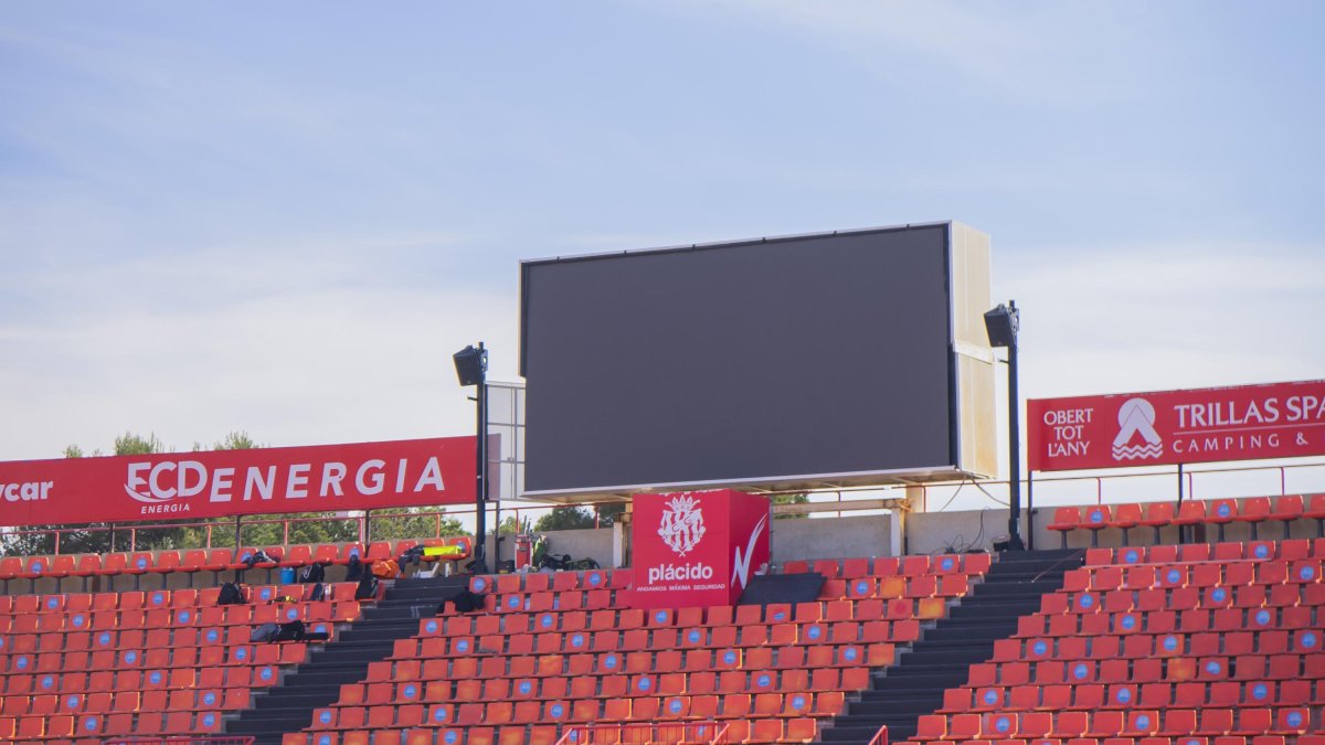 Imagen del nuevo videomarcador del Nuevo Estadio de Tarragona.