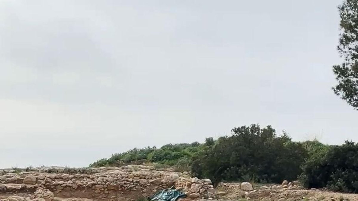 Imagen de la visita al yacimiento de Kal·lipolis