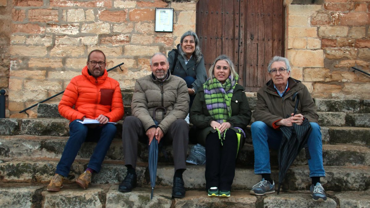 Los alcaldes pedáneos de Prenafeta, Josep Tarragó, de Lilla, Josep Lluís Inglès; de La Guàrdia dels Prats, Marta Panadès; de Rojals, Baltasar Casinos, y del Pinetell, Antònia Mateu.