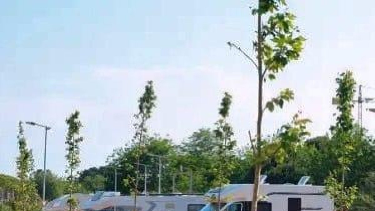 Imagen del aparcamiento de autocaravanas en Salou.