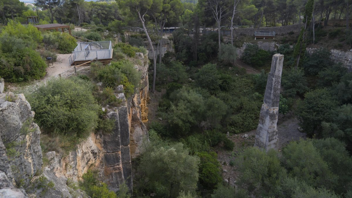 Imatge de l’any 2021 de l’agulla del Mèdol, que només es pot visitar des de les passarel·les exteriors.