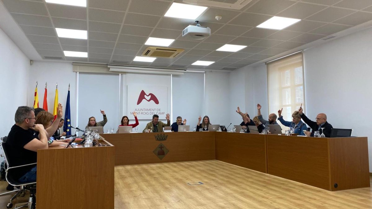 Ple de l’Ajuntament de Mont-roig del Camp en una imatge d’arxiu.