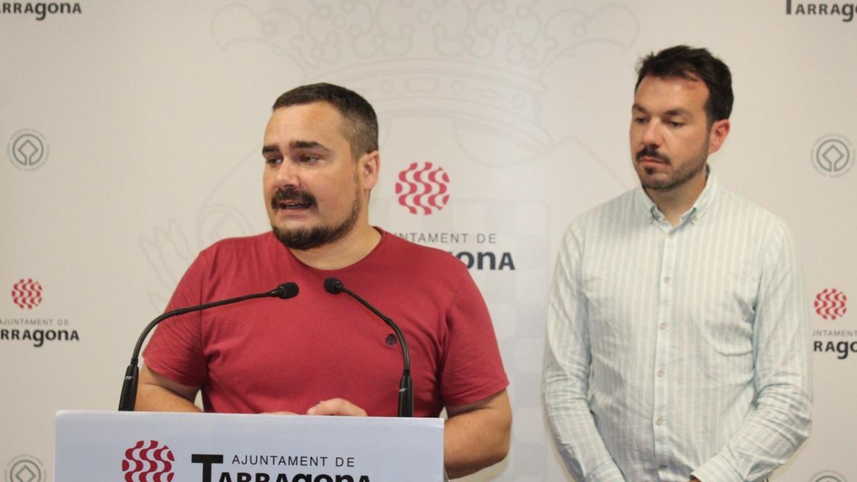 Imagen de la rueda de prensa de En Comú Podem que tuvo lugar ayer por la mañana.