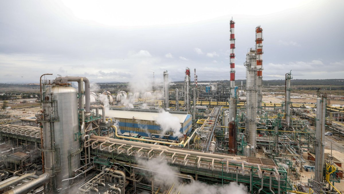 Imatge del polígon petroquímic nord.