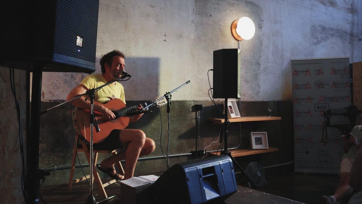 Imagen del músico mallorquín Miquel Serra, que ofreció un concierto en el nuevo espacio.