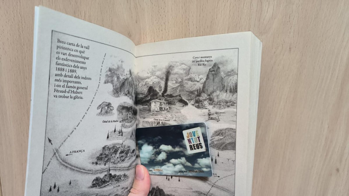 Un model antic de la Targeta Jove de Reus. Els usuaris demanen descomptes per accedir a la cultura.