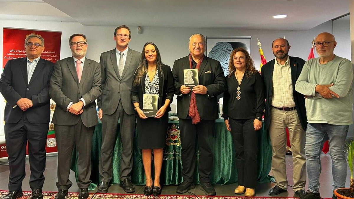 Imagen del acto de presentación del nuevo libro de Ángel Juárez, 'Mis compromisos'.