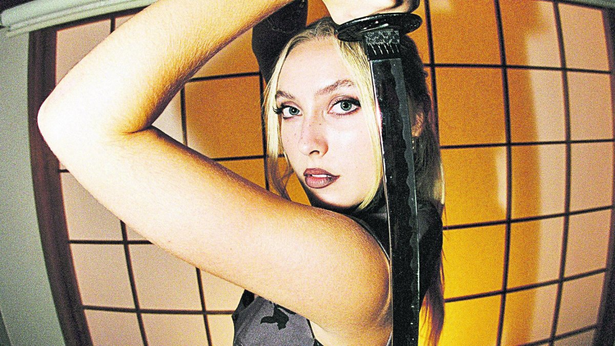 Maria Hein es cantante, compositora y productora.