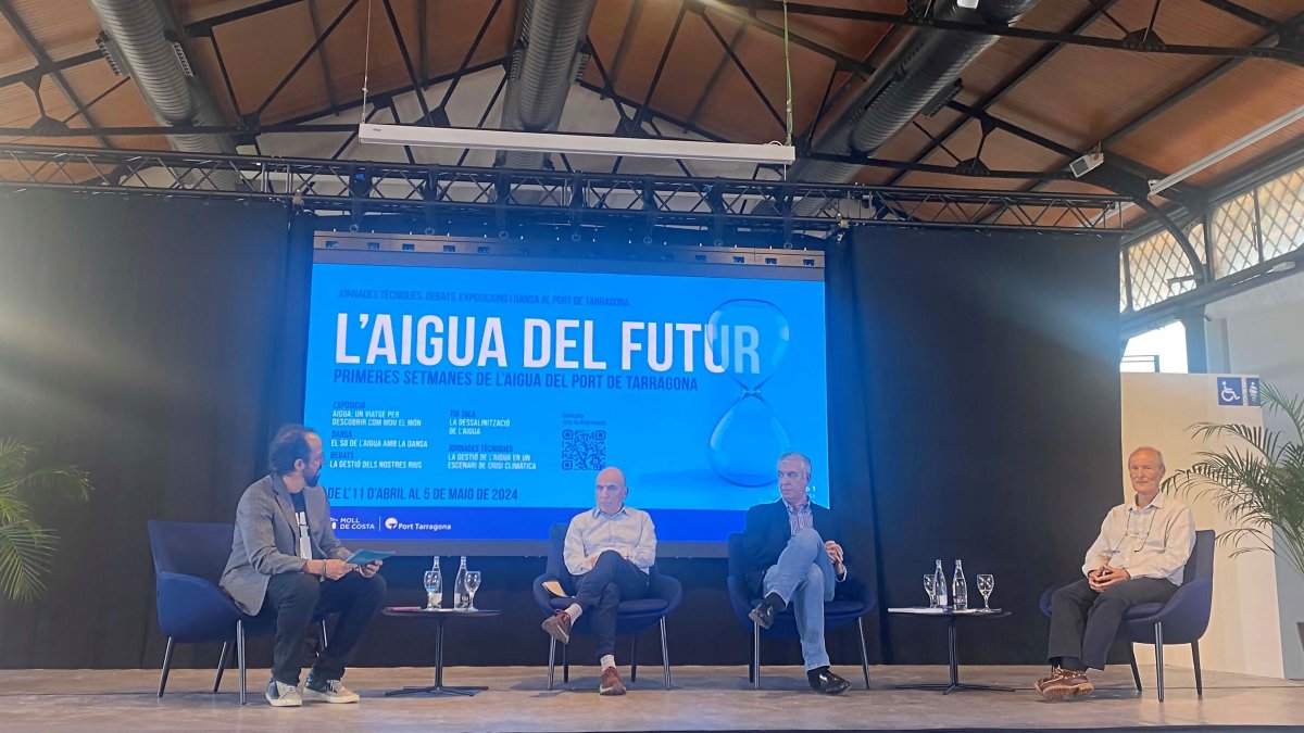 La presentación del volumen se hará el miércoles, 29 de octubre a las 19 h en el Teatrillo del Serrallo