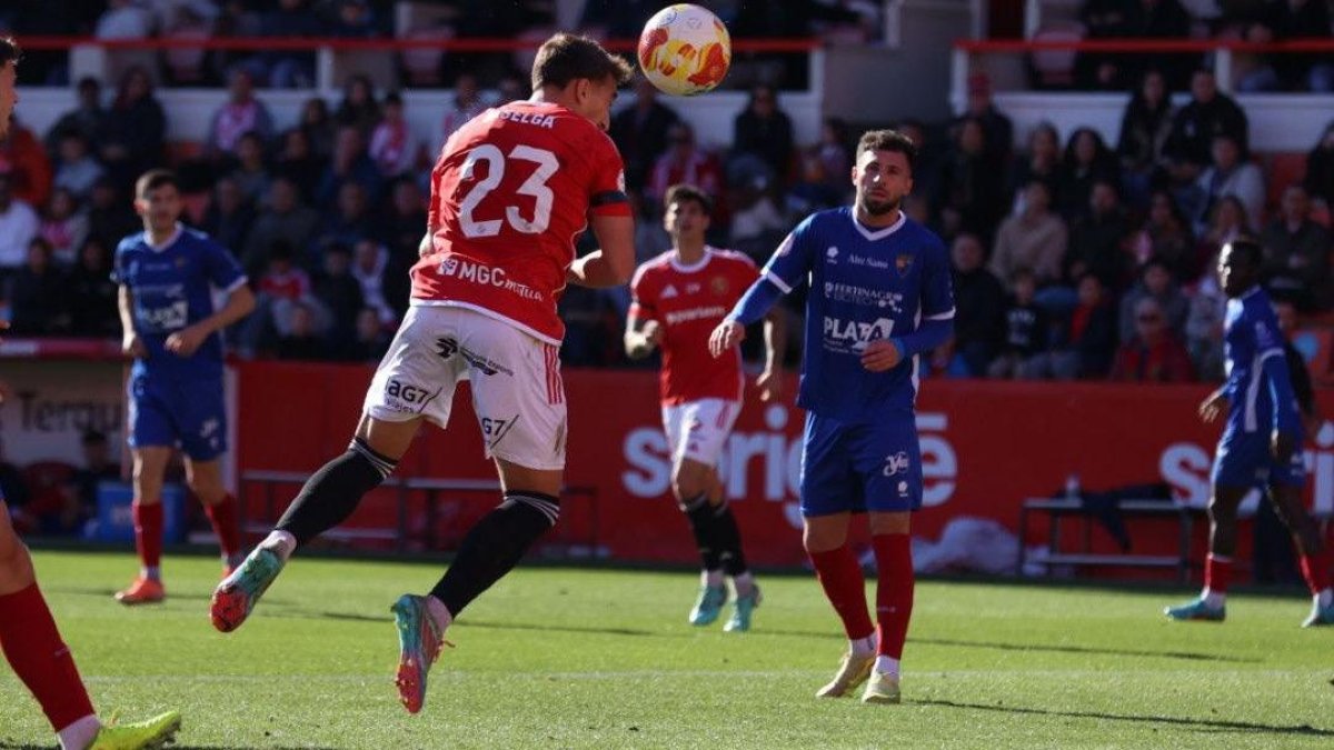 Marcos Baselga durante el primer tiempo.