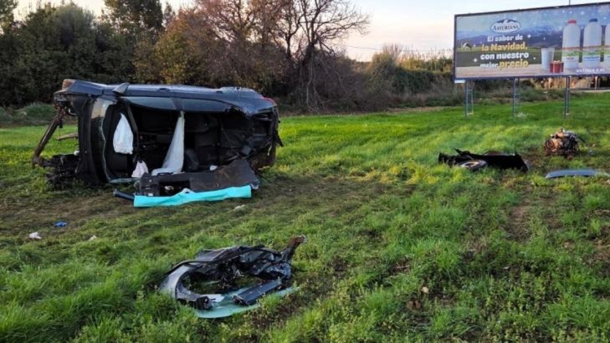 Imatge del cotxe accidentat a Torredembarra.