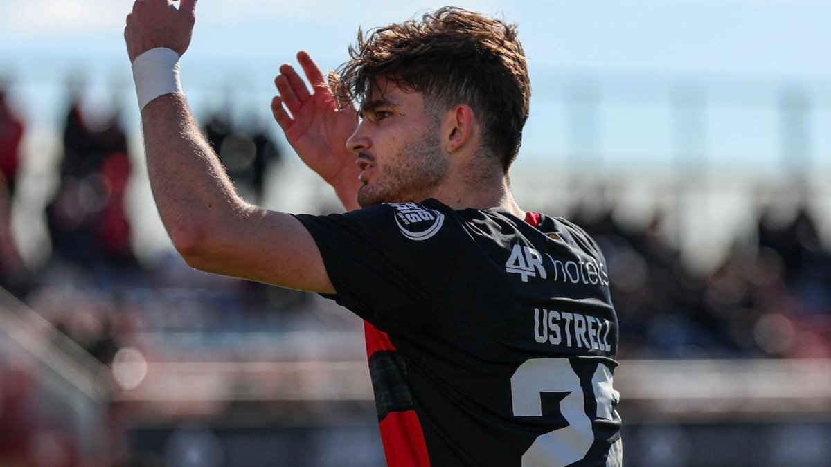 Ustrell va ser titular.