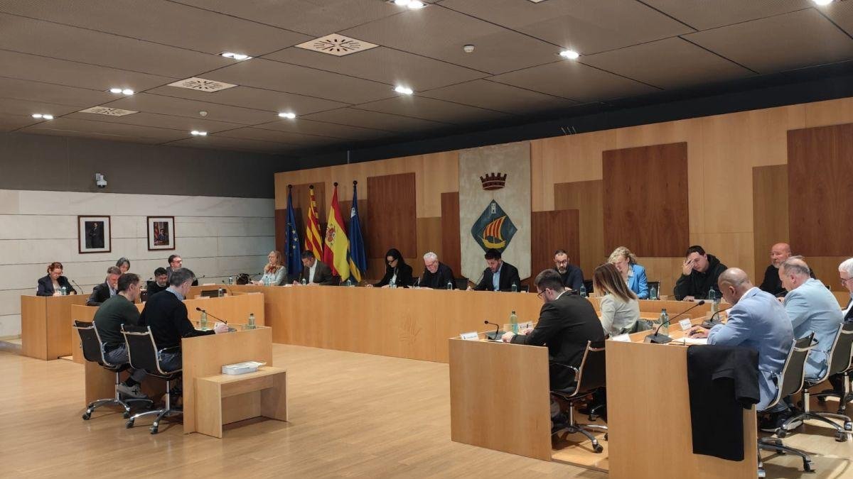 El gobierno salouense ha aprobado por unanimidad la cesión de los terrenos en sesión plenaria.