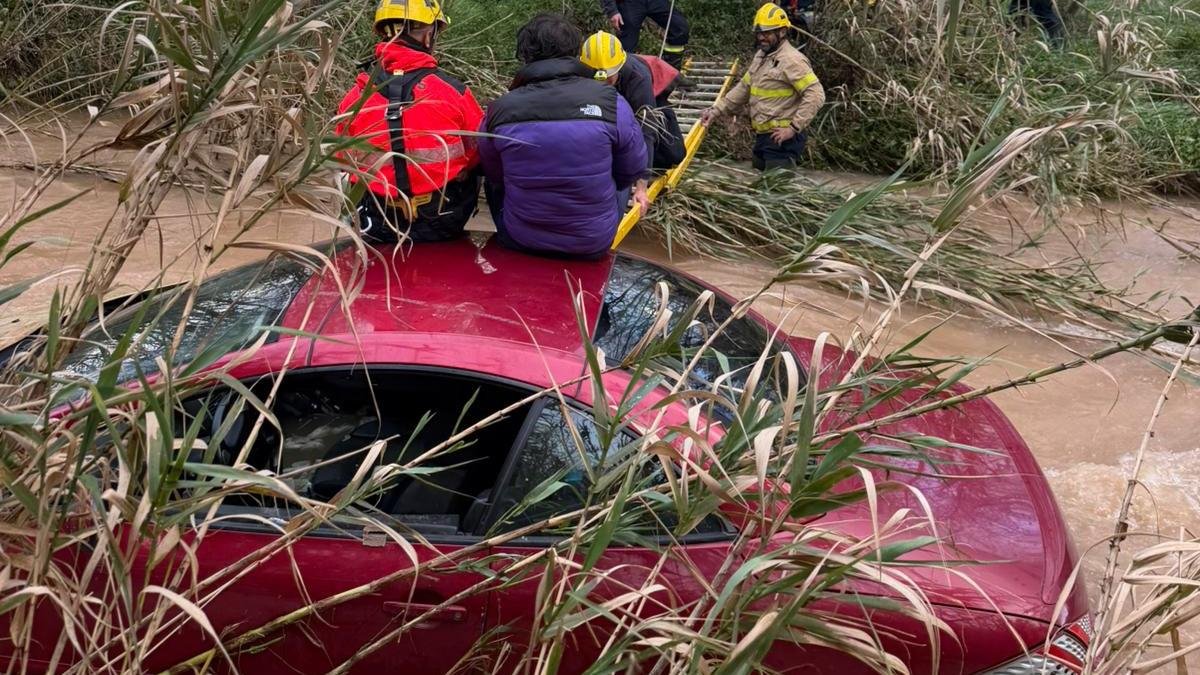 Imagen del rescate de los Bomberos en Montferri.