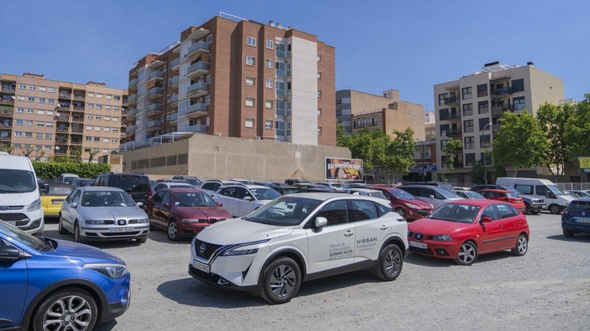 Fotografia d'arxiu de l'aparcament dissuasiu de l'avinguda dels Països Catalans, que en l'actualitat té capacitat per a 275 places.