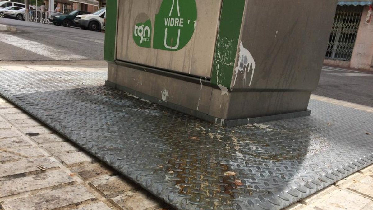 El incivismo ensucia Tarragona