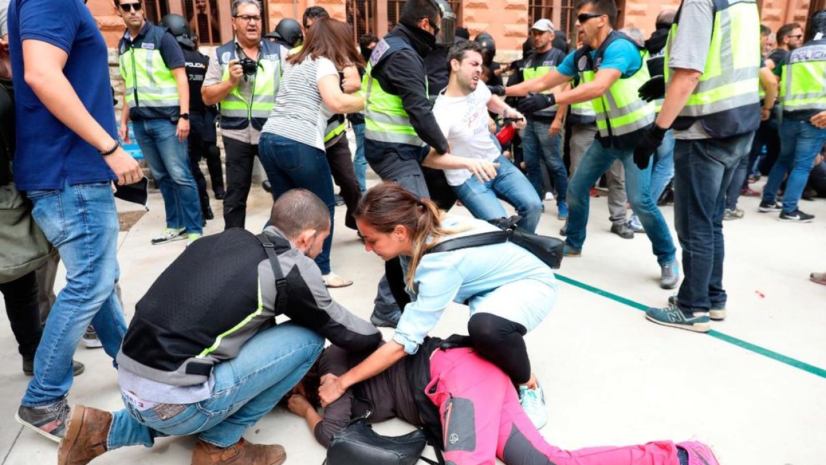 El Fiscal dice que los heridos del 1-O «sólo fueron un 0.037%» de los concentrados