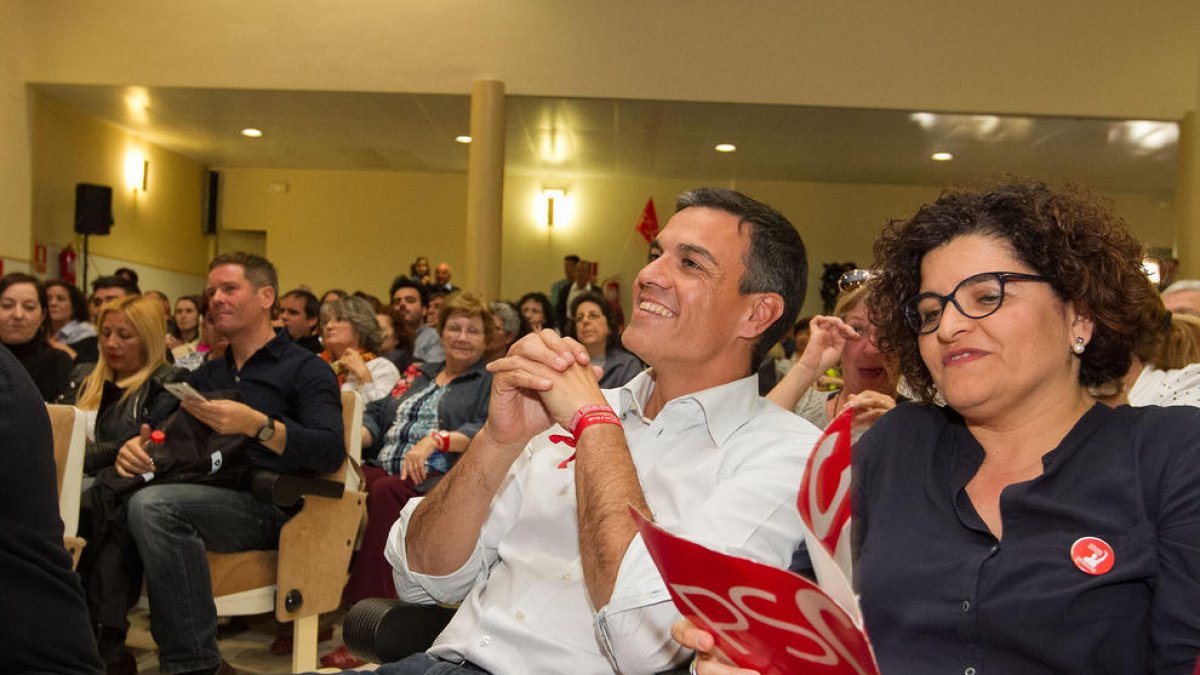 La agrupación local de Tarragona escoge a Pedro Sánchez como líder del PSOE