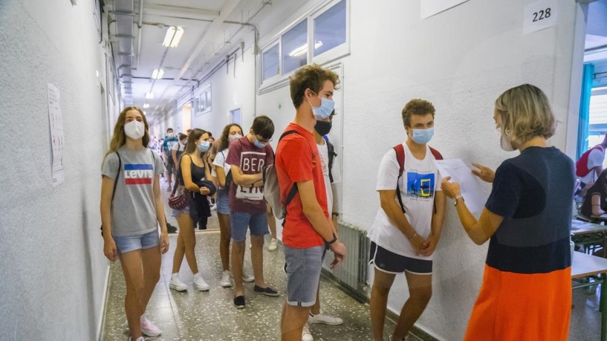Primer dia de curs a l'Institut Martí Franqués de Tarragona
