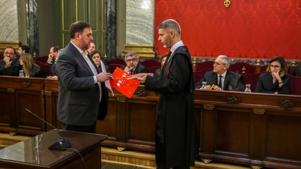 La defensa de Junqueras y Romeva en el Supremo: «La autodeterminación es sinónimo de paz y no de guerra»
