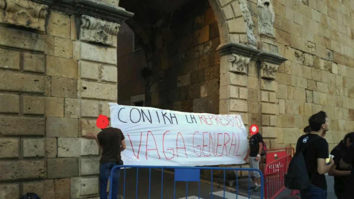 Caos circulatori a Tarragona a causa dels talls i les manifestacions per la vaga general