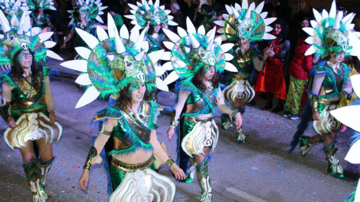 Imatge d'arxiu de la rua de Carnaval de Cunit