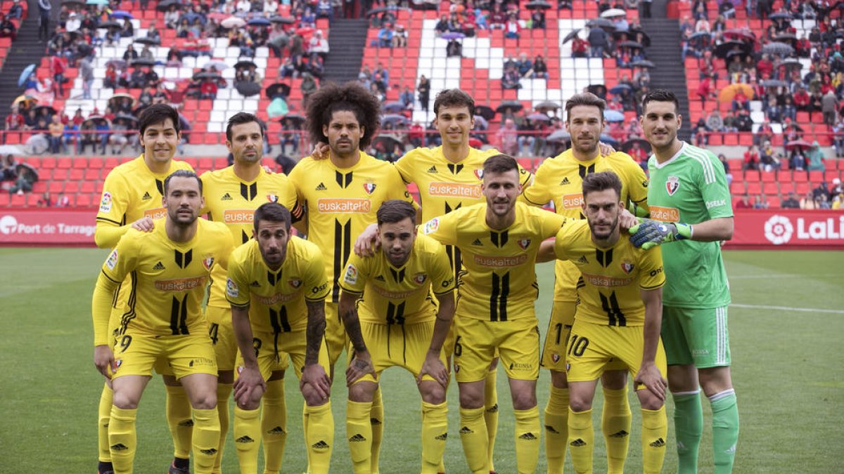 L'afició del Nàstic, durant el partit contra Osasuna (1).
