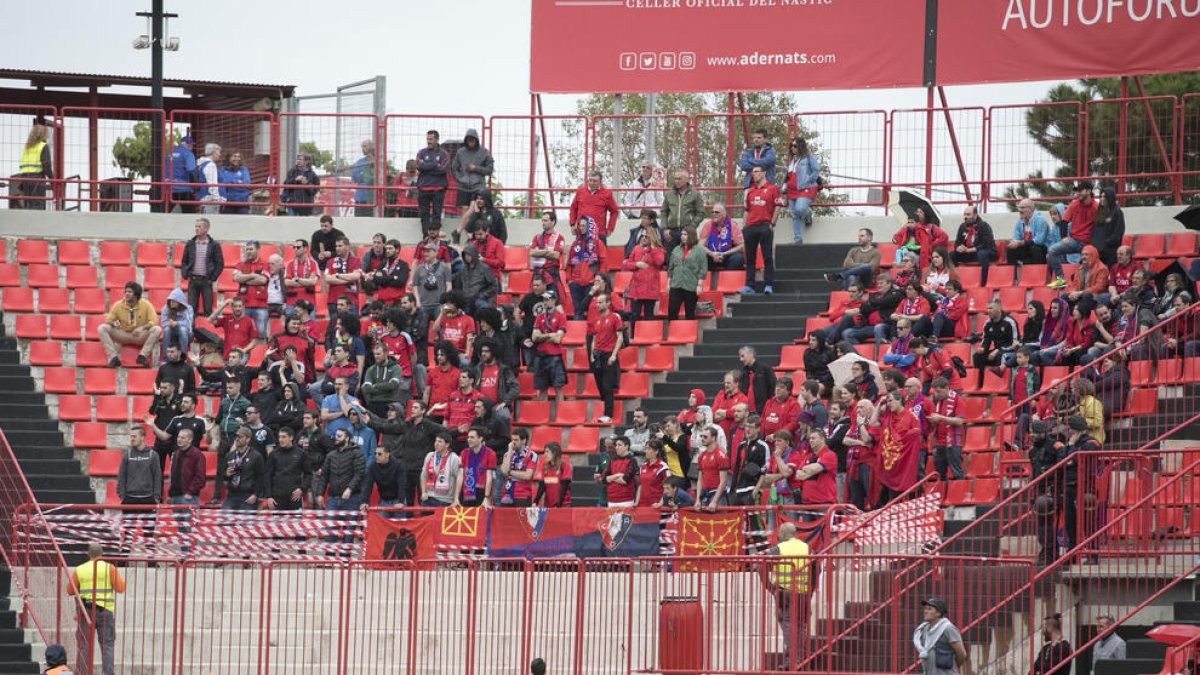 La afición del Nàstic durante el partido contra Osasuna (2)