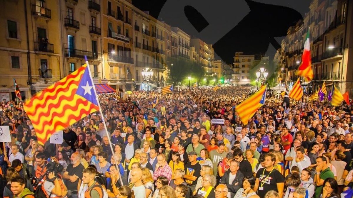 ANC y Òmnium convocan concentraciones a las 19h ante las delegaciones del gobierno español
