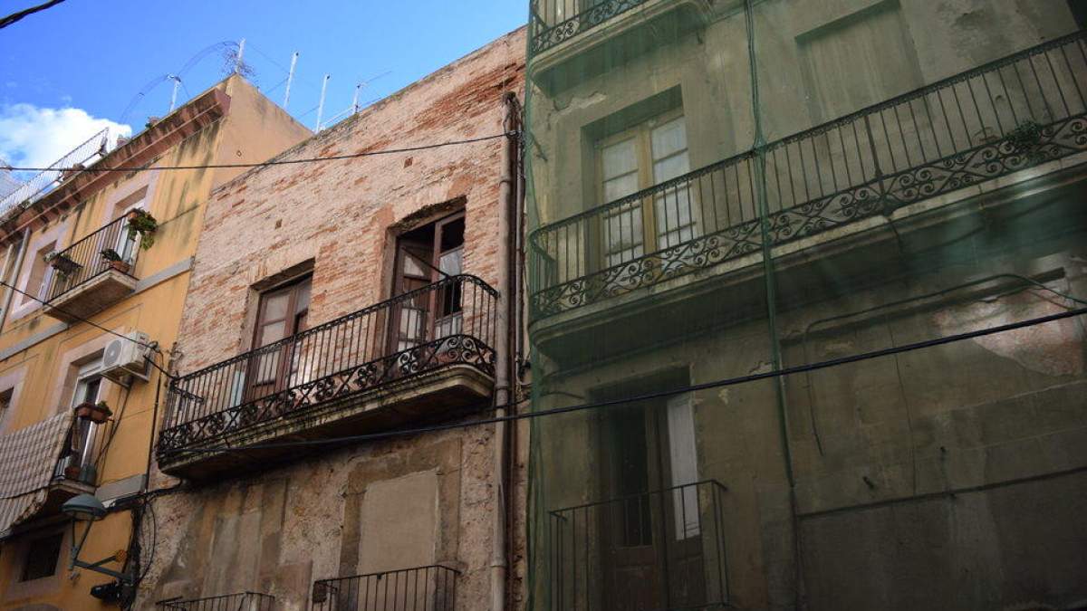 Imatge d'arxiu d'edificis del carrer Lleó de Tarragona.