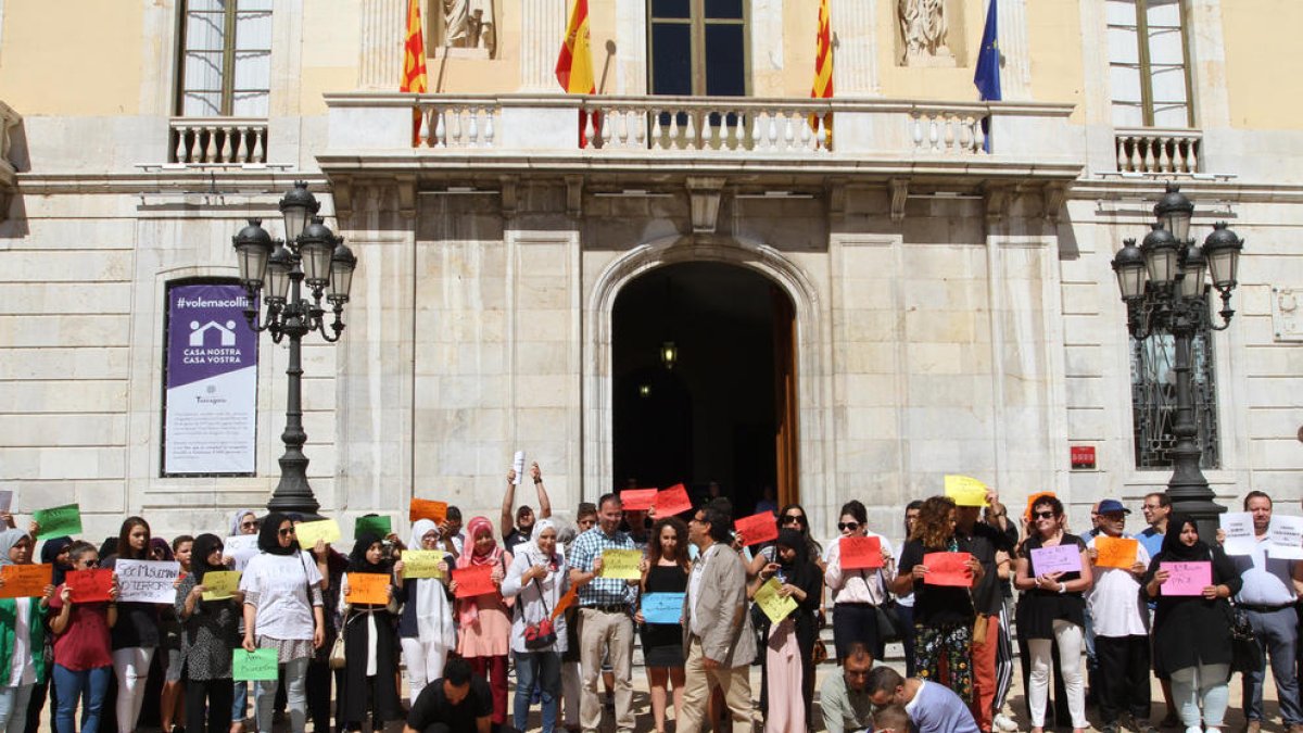 Concentració contra el terrorisme a Tarragona