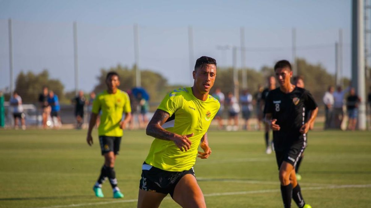 Imatge del partit de pretemporada entre el Nàstic i la Pobla de Mafumet.