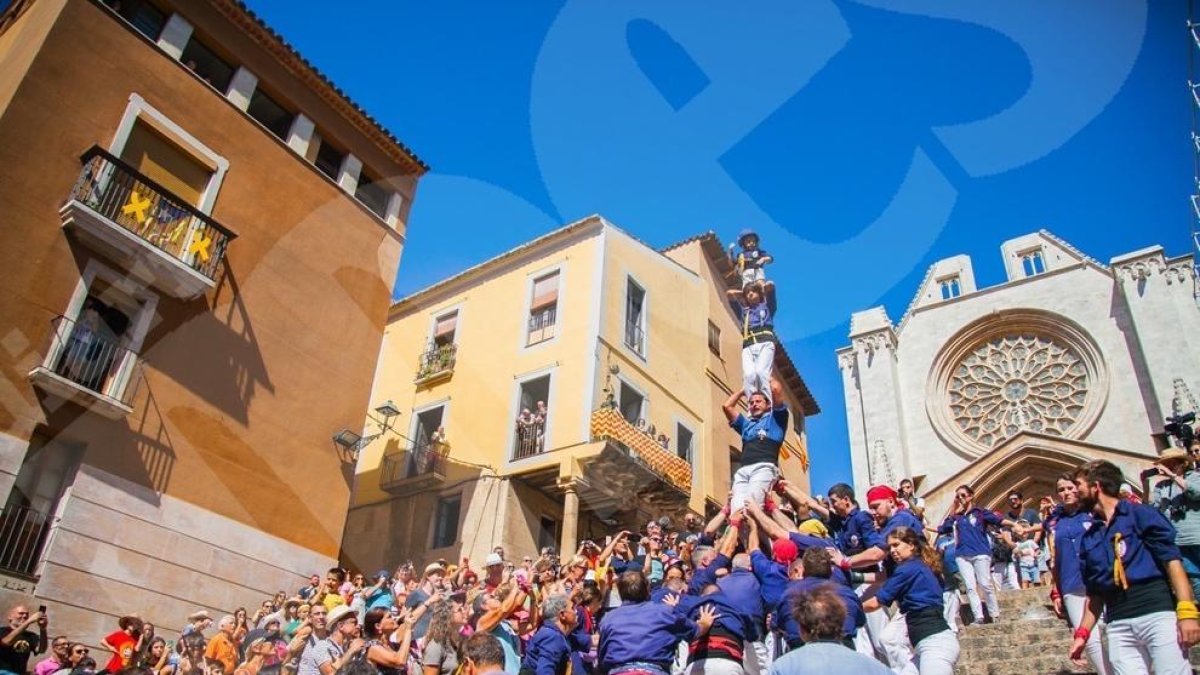 Diada castellera Mercè i pilars caminant (II)