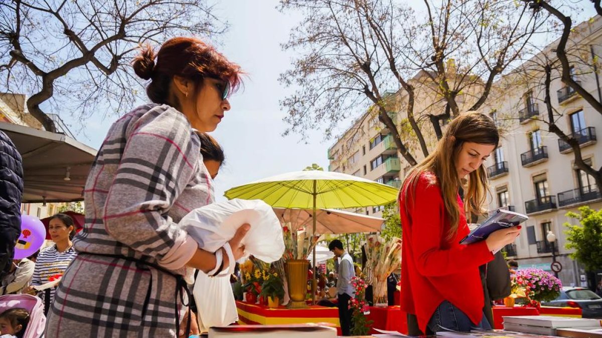 Editoriales tarraconenses aplazan la publicación de novedades a la expectativa del Día del Libro