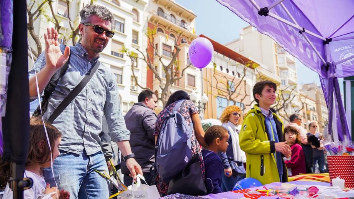 Tarragona calienta motores para celebrar el Sant Jordi alternativo
