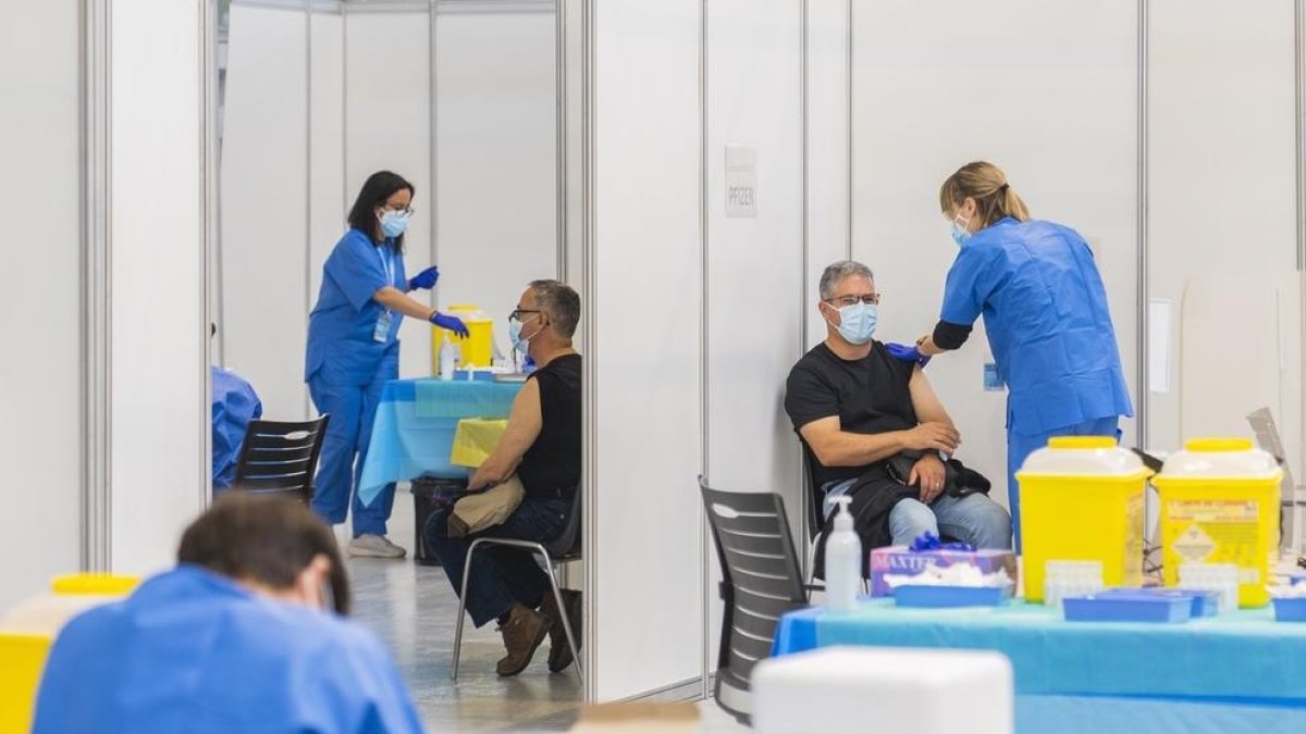 El Palau d'Esports administra 5.442 vacunas entre el martes y miércoles