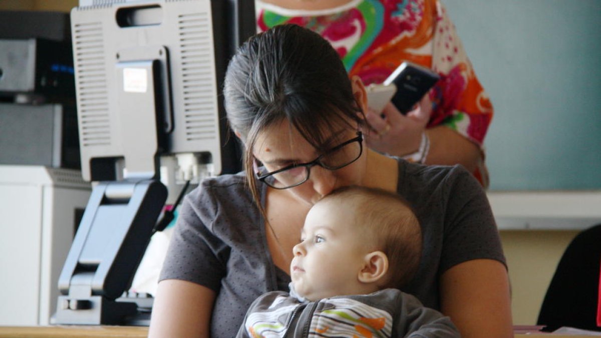 L'Hospital de Tortosa anima a fer donacions de llet materna