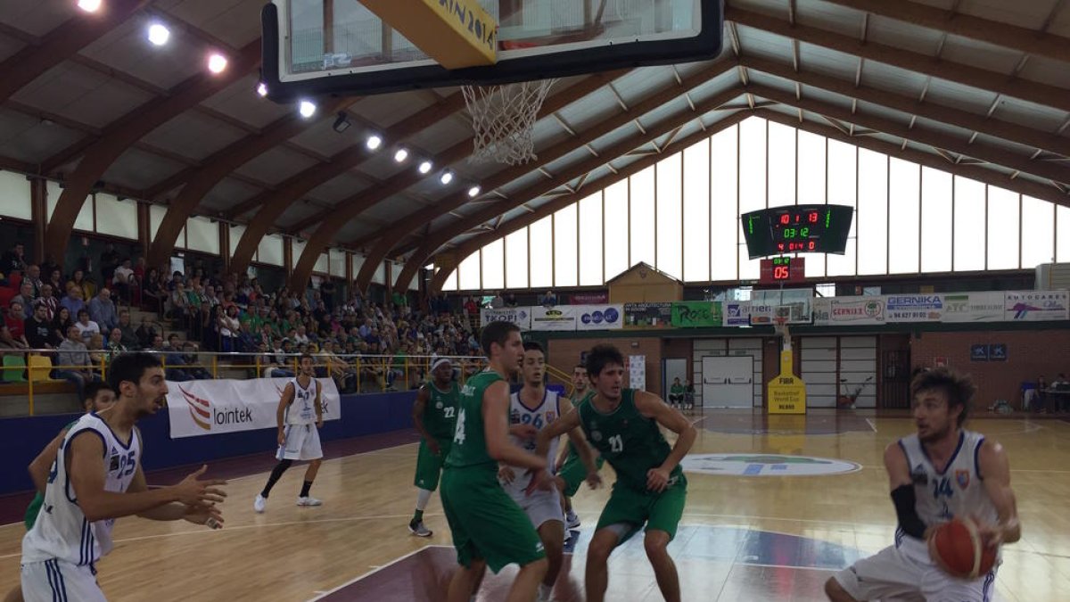 El CBT comença per la porta gran